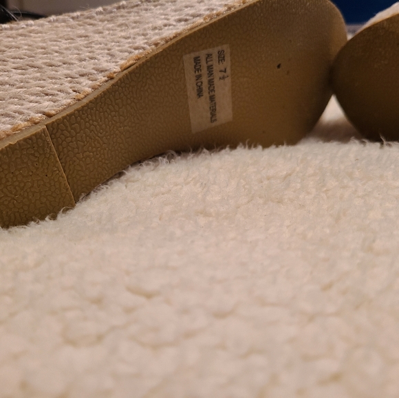 Qupid wedge sandal size 7.5 black - Picture 5 of 9